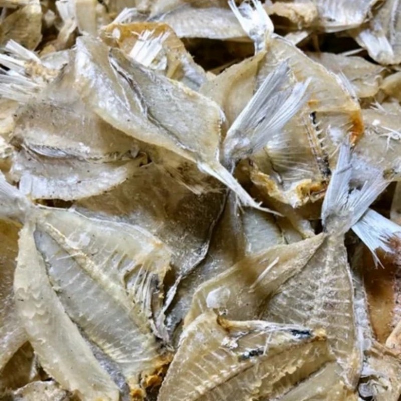 Dried Chips fish Labeled Kakapasan from Indonesia